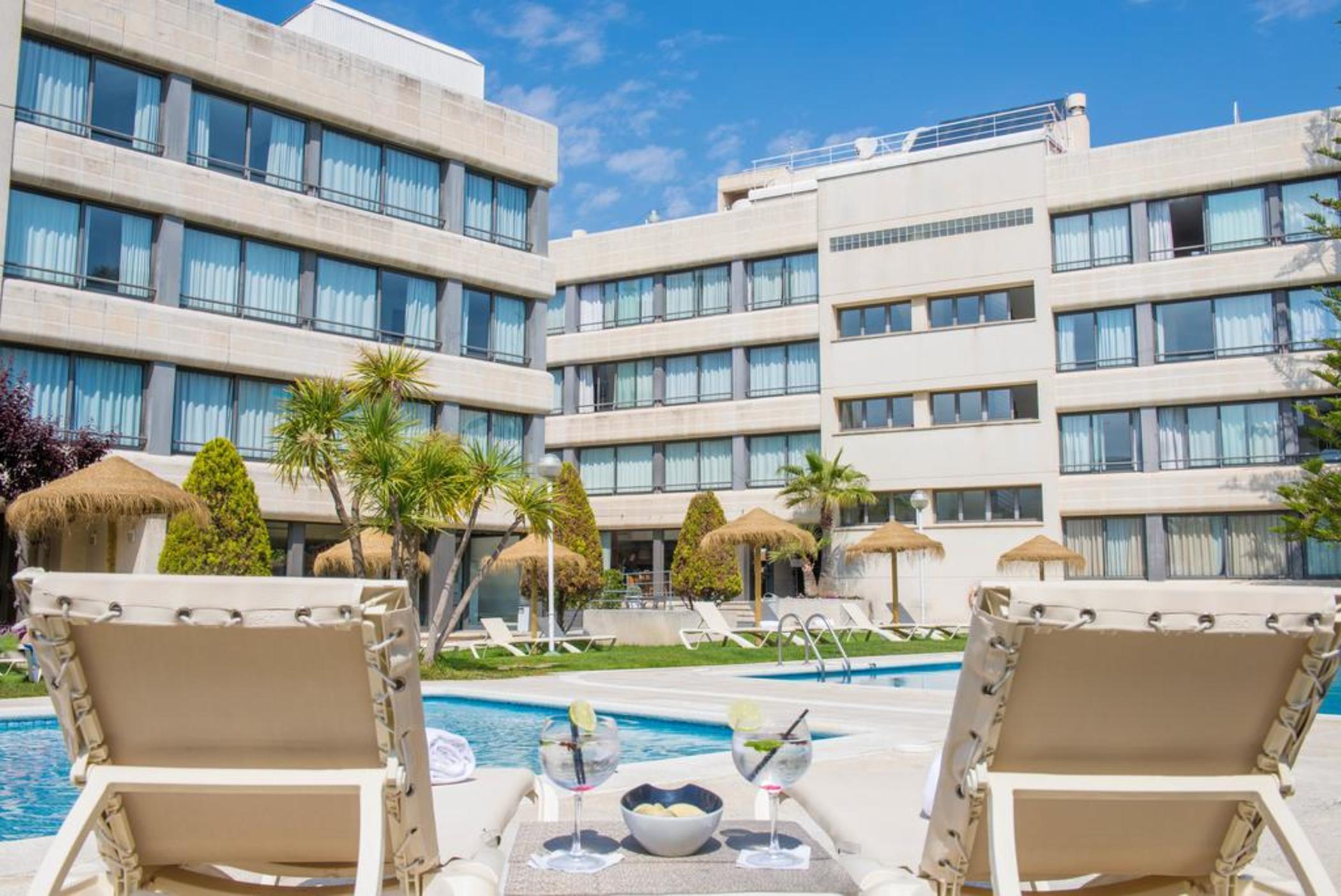 Atenea Park Suites & Apartments Vilanova i la Geltrú Exterior foto