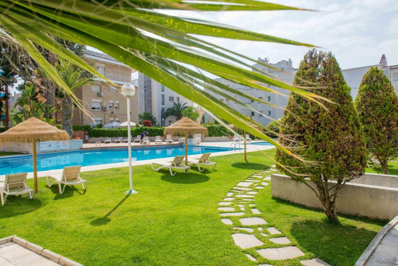 Atenea Park Suites & Apartments Vilanova i la Geltrú Exterior foto